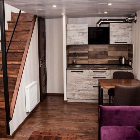 Apartment In The City Center In The House With Atlantes أوديسا المظهر الخارجي الصورة